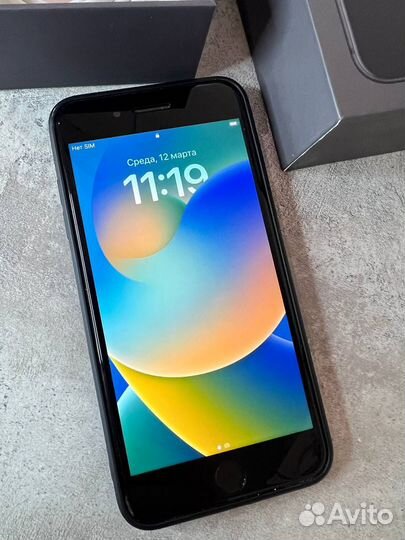 iPhone 8 Plus, 64 ГБ