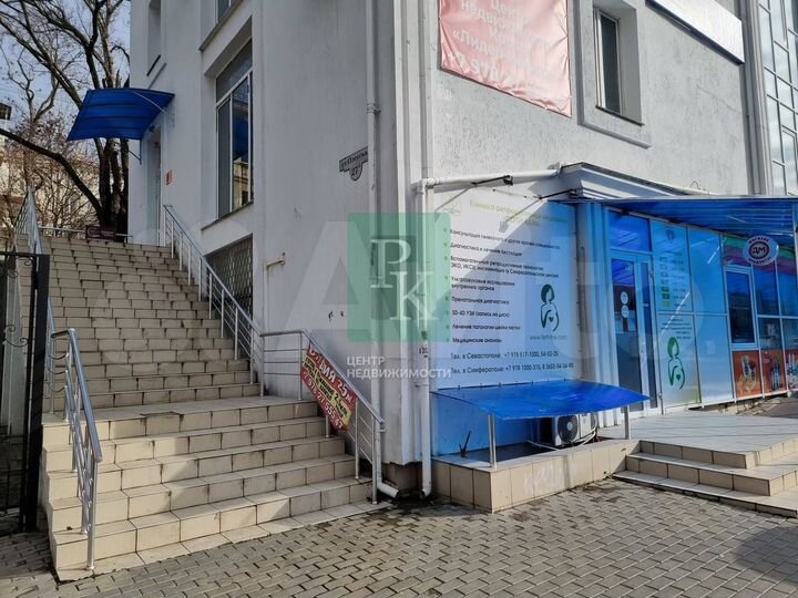 Офисное помещение 67 м² с мебелью и отоплением в ц