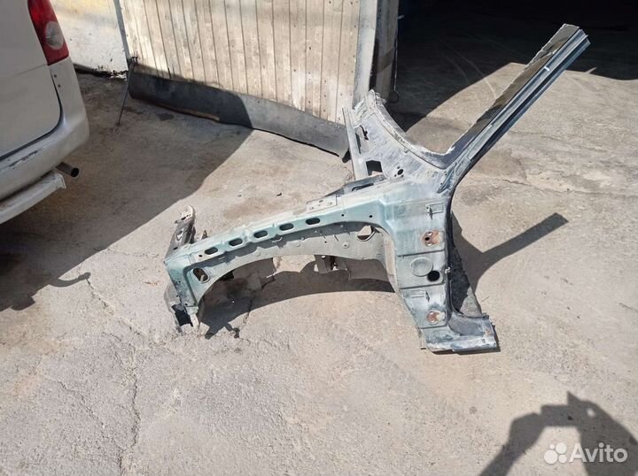 Kia Sportage 1 JA четверть кузова