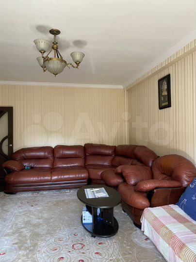 3-к. квартира, 87 м², 10/12 эт.