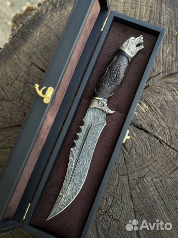 Нож из дамасской стали