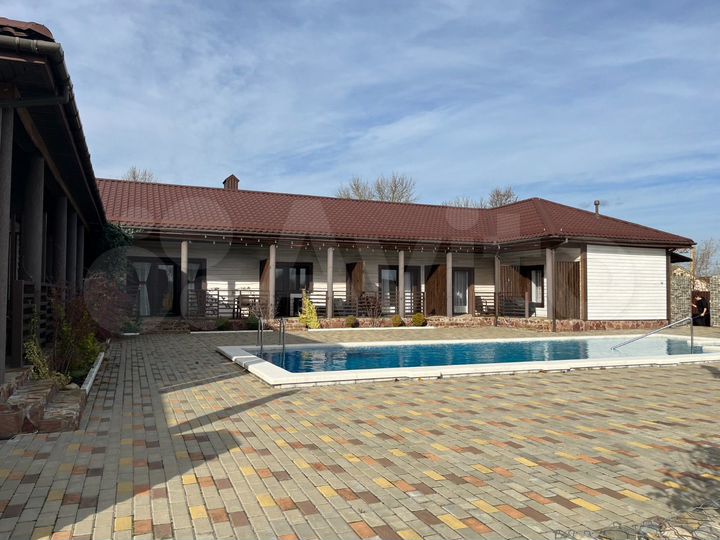 Коттедж 320 м² на участке 27 сот.