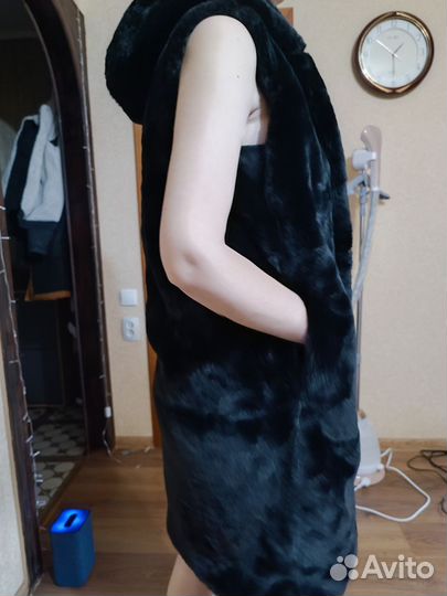 Жилет меховой женский