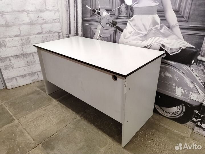 Стол письменный бу 03-628