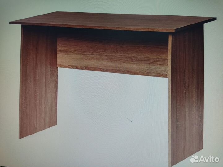 Стол компьютерный 1500-1000