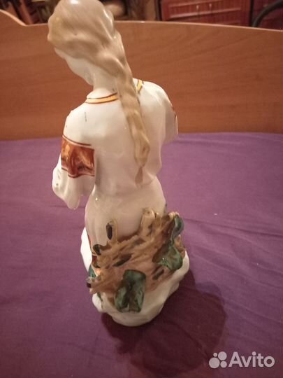 Статуэтка Любит не любит