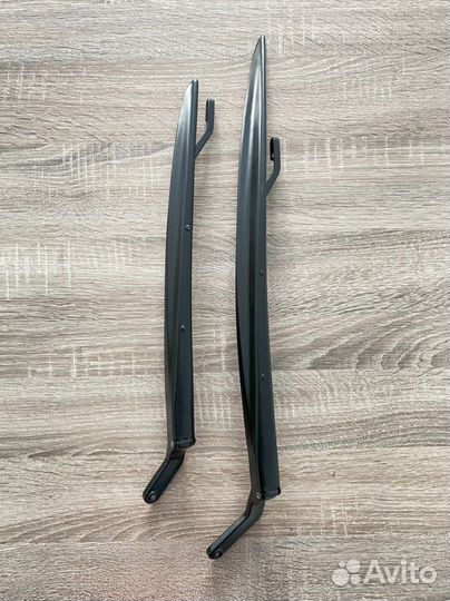 Поводок стеклоочистителя 2110