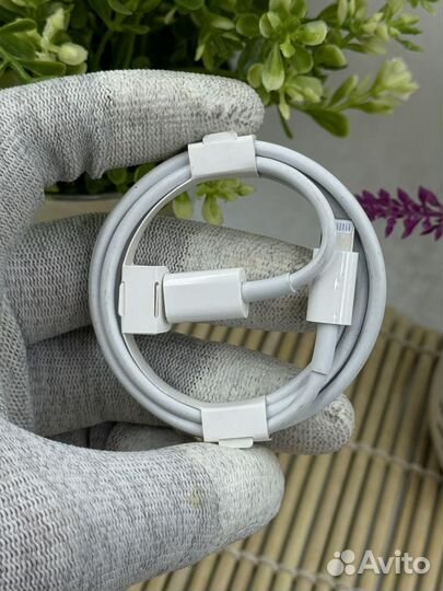 Оригинальный кабель Apple lightning USB-C