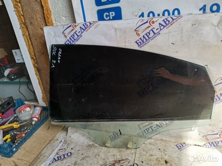 Стекло двери задней левой Hyundai Solaris I (2010—