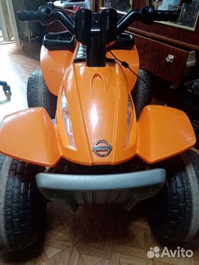 Детский квадроцикл на аккумуляторе