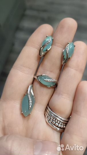 Серьги из серебра с Аква халцедоном и фианитами