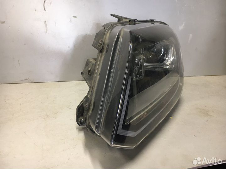 Vw Amarok фара левая ксенон