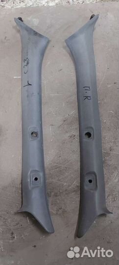 Обшивка передних стоек Nissan Serena с23