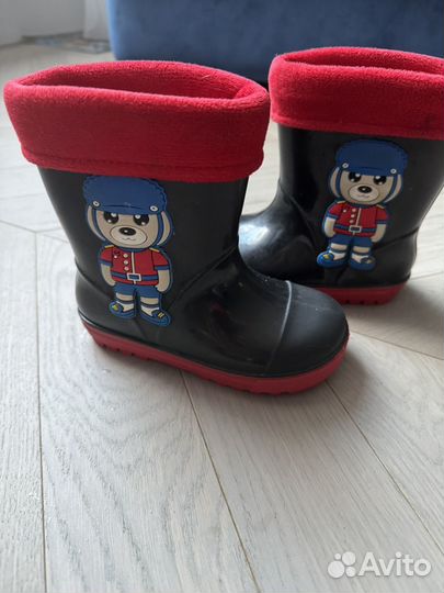 Детские резиновые сапоги 25 размер