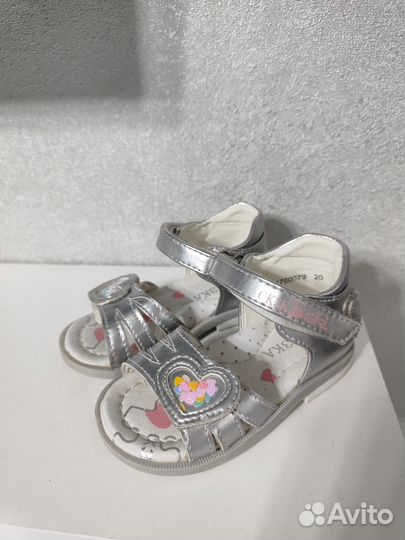 Сандали для девочки 20