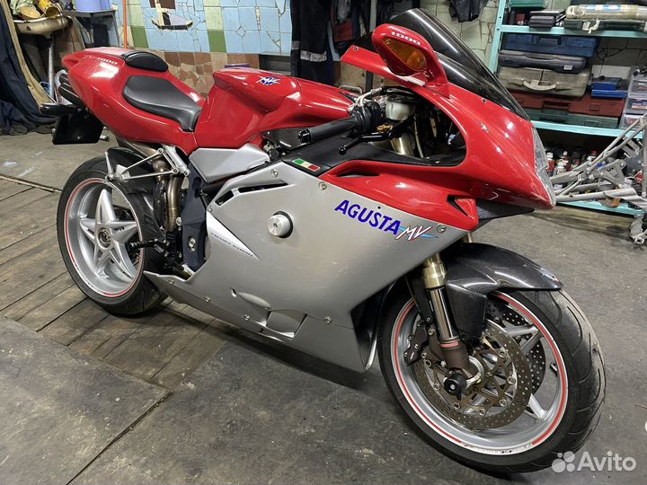 MV Agusta F4 1000