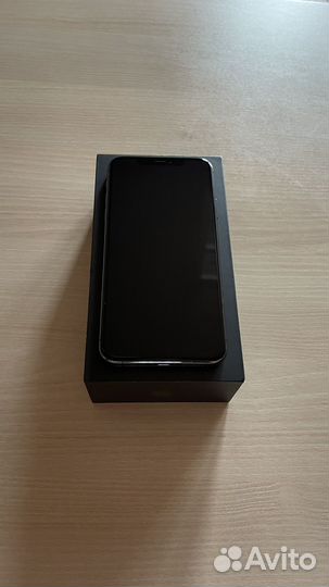 iPhone 11 Pro Max, 64 ГБ