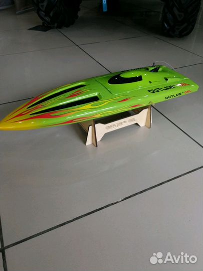 Радиоуправляемый катер Thunder Tiger