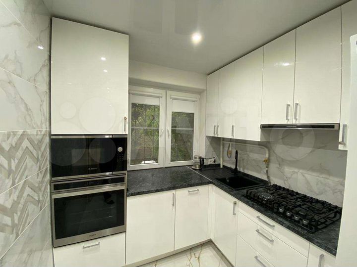 3-к. квартира, 63 м², 2/5 эт.