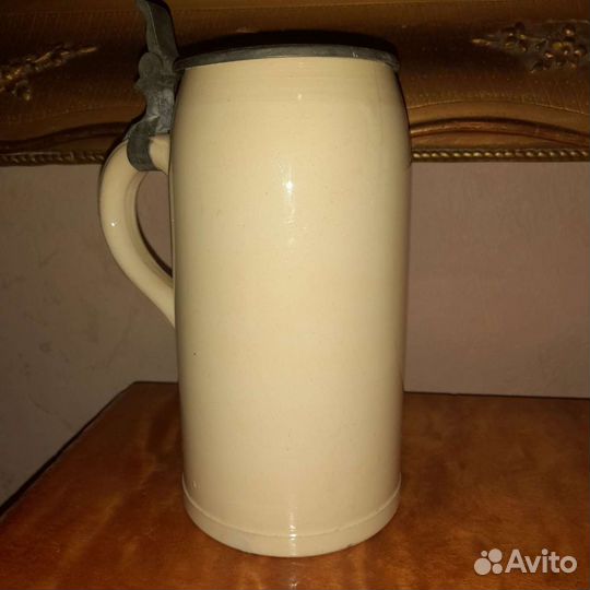 Антикварная пивная кружка с крышкой