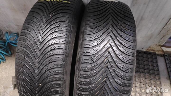 Michelin Alpin 5 215/65 R16 98H