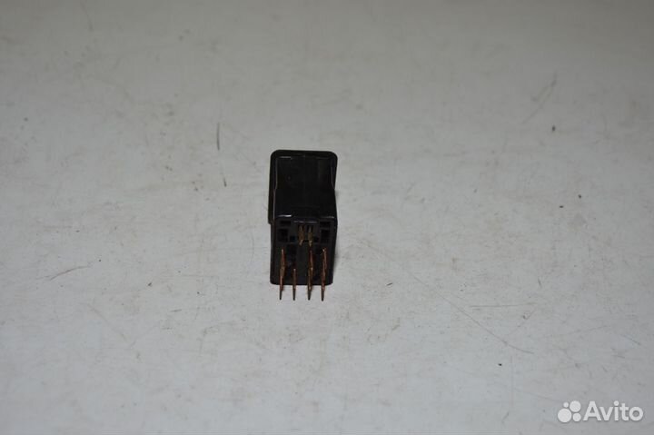 Выключатель клавишакамаз габаритн.огней581.3710