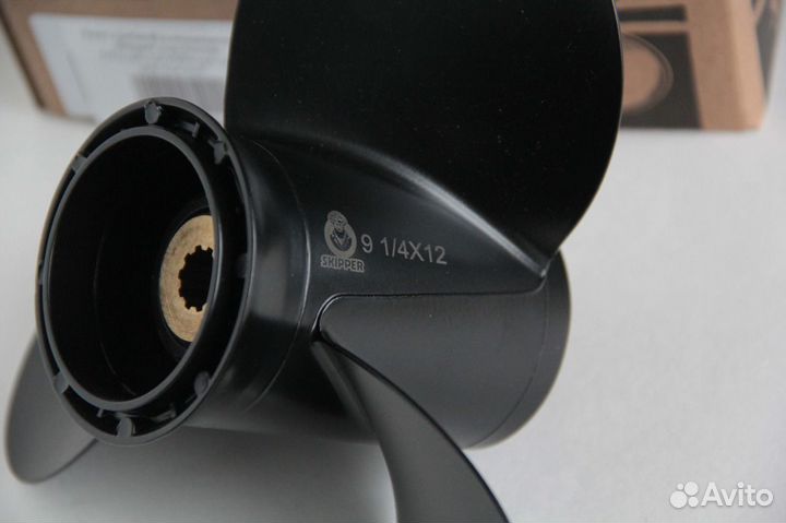 Винт Сузуки 9.9(15) л.с. шаг 12