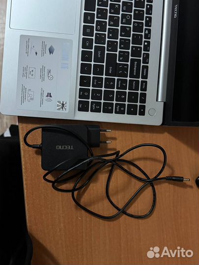 Ноутбук tecno megabook 16