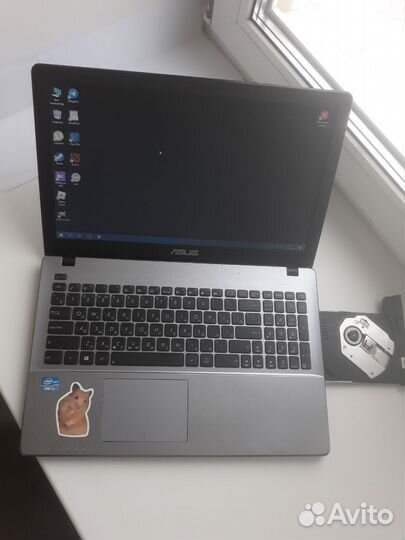 Ноутбук Asus X550WB-XO003H