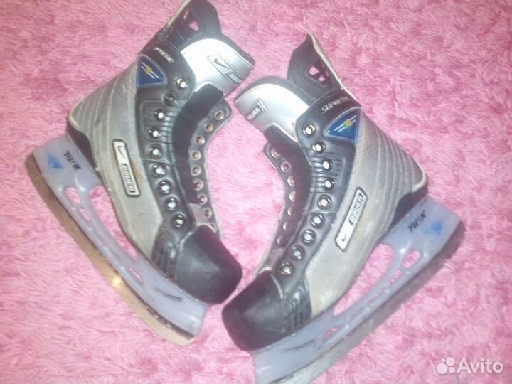 Продаю коньки Bauer пара