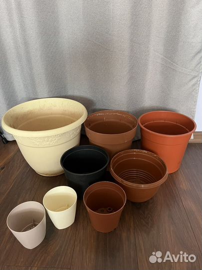 Горшки для цветов пластиковые