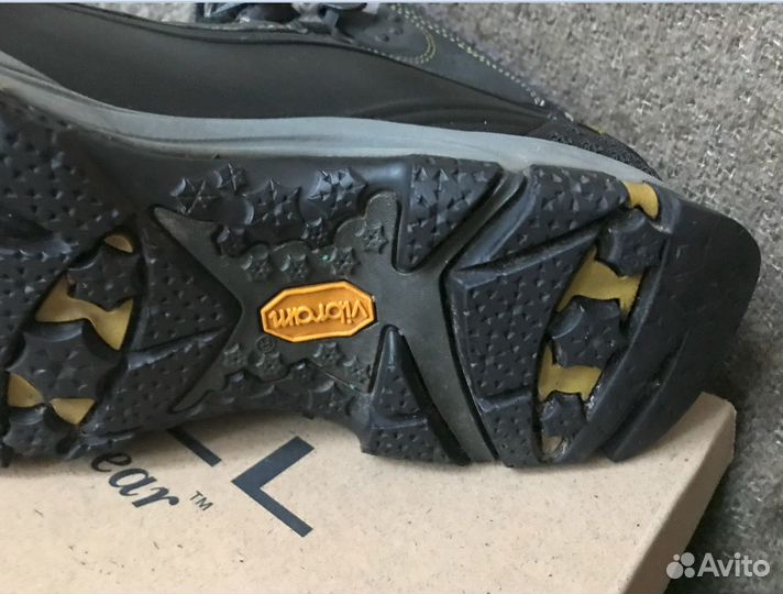 Ботинки горные женские 38 размер