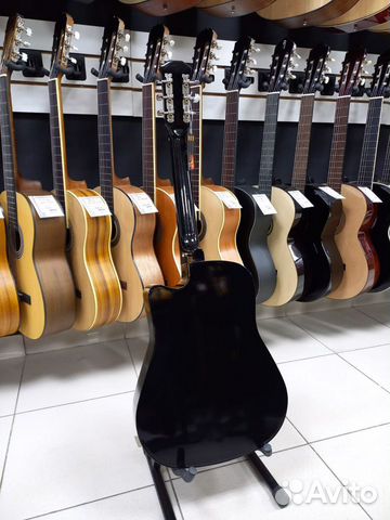 Гитара черная Новая объявление продам
