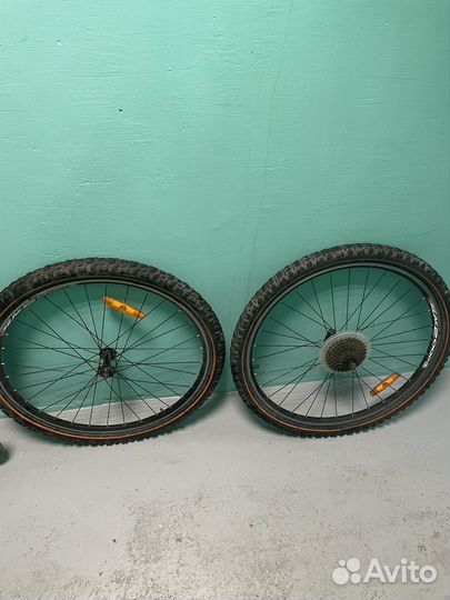 Колеса в сборе с звездочкам подшипник