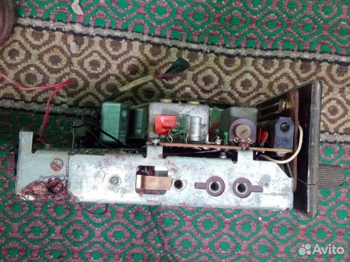 Автомобильное радио Урал