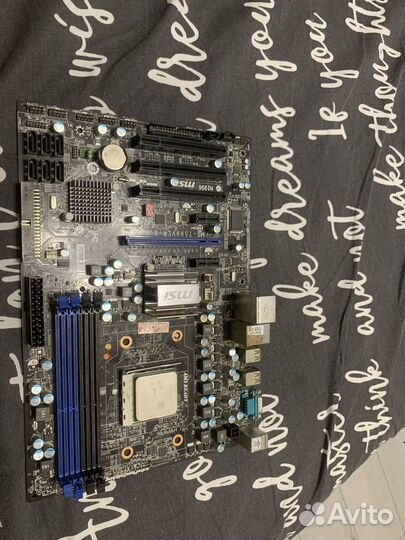 Материнская плата