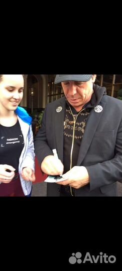 Автографы Тилля Линдеманна и Петера Тэгтгрена