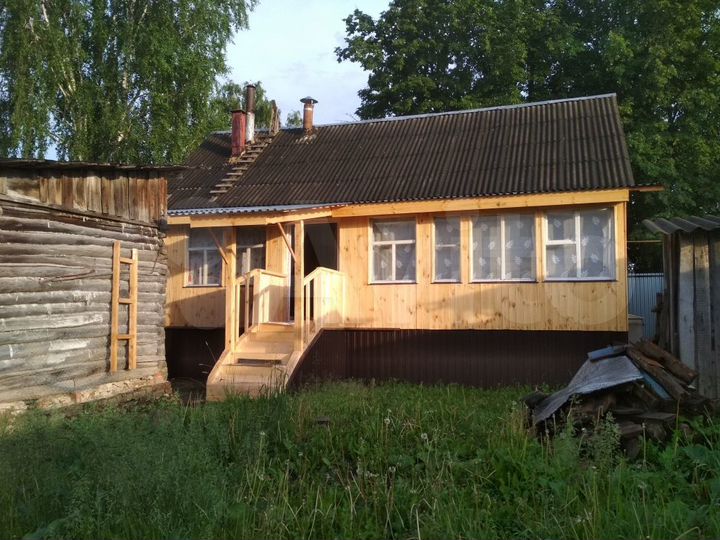 Дом 50 м² на участке 6,4 сот.