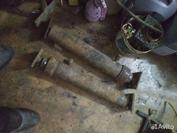 Цилиндр гидравлический