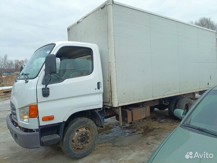 Изотермический фургон 28 м³ Hyundai HD78, 2013