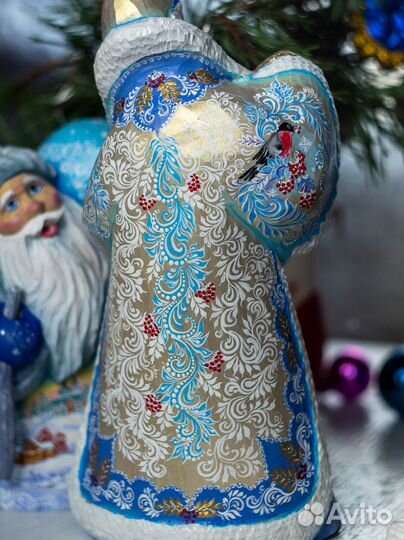 Деревянный резной Дед Мороз 25см