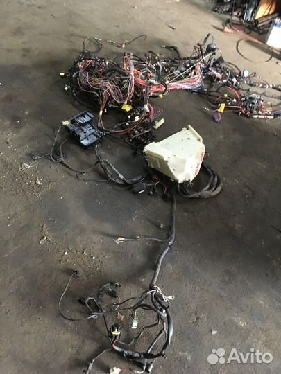 Электропроводка + блок предохранителей