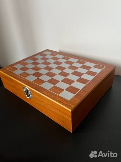Подарочный набор шахмат+стопки