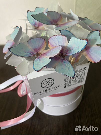 Бабочки в коробке подарок девушке маме