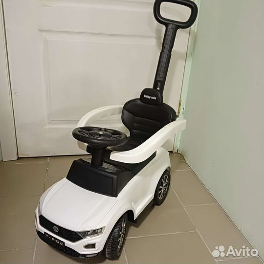 Детская машинка каталка