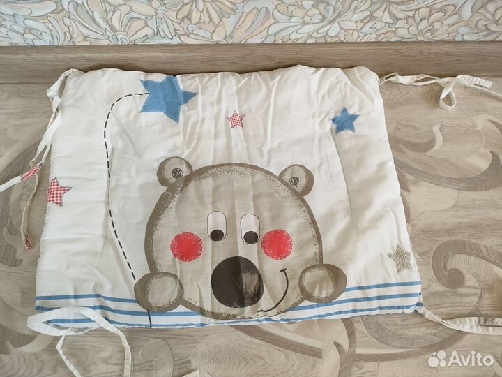 Бортики в кроватку