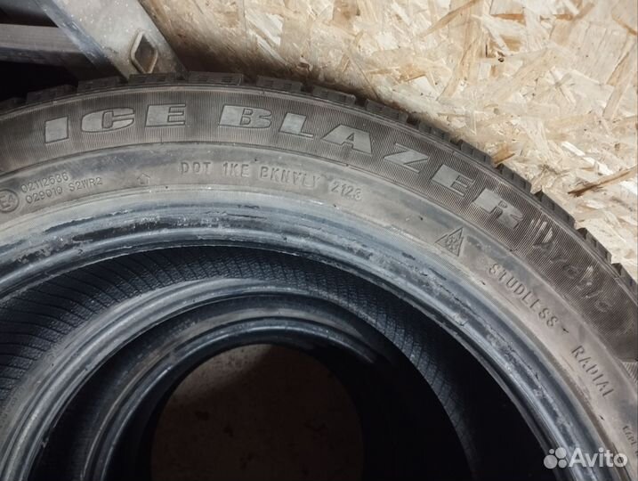 Sailun Ice Blazer Arctic 215/55 R17