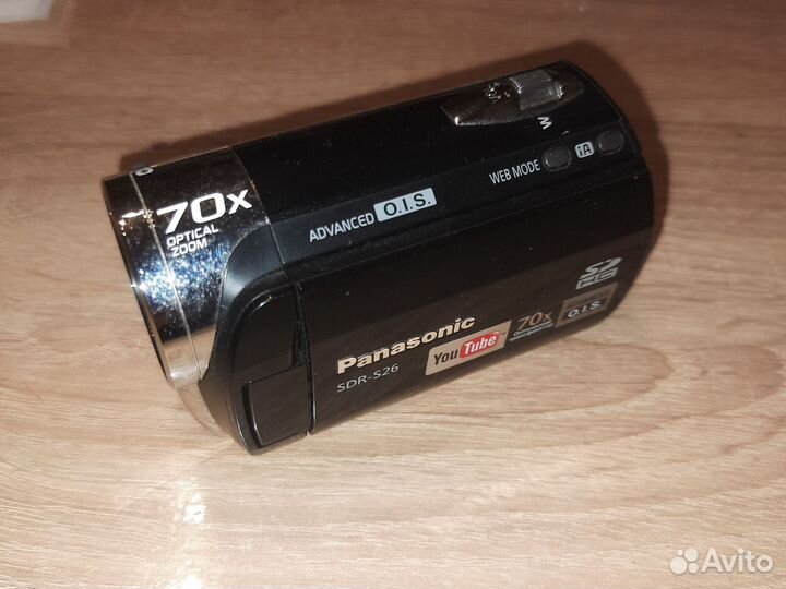 Panasonic SDR-S26 видеокамера