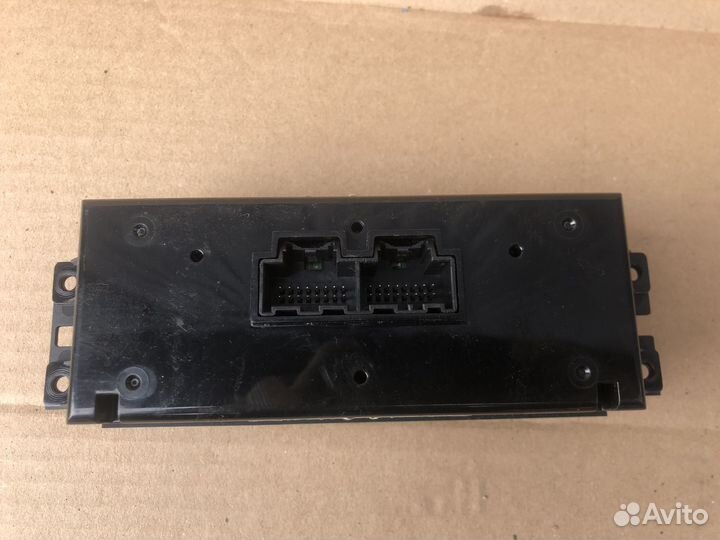 Блок управления отопителем Cadillac Escalade III