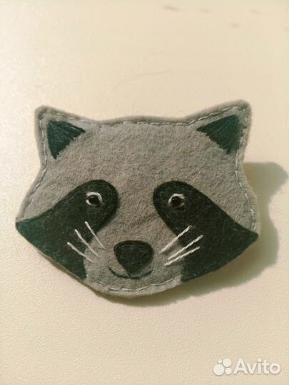 Значки из фетра ручной работы